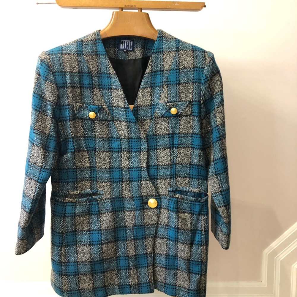 Vintage Gatsby 3/4 blazer size 40 on tag but fits smaller. Blue plaid